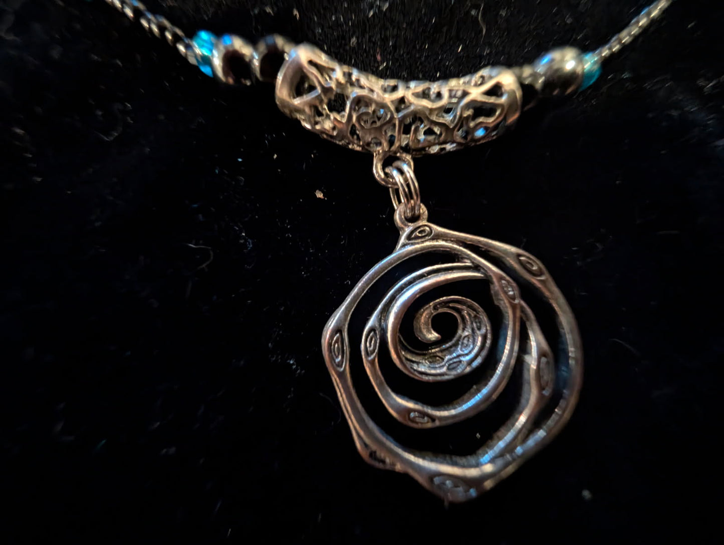 Spiral Path Choker Necklace – by Tamara Idylwyld (R.T. Hefley)